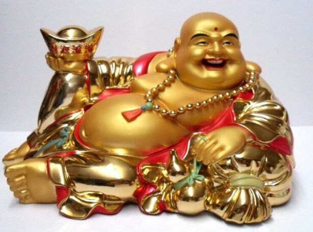 God Hotei è un amuleto efficace per ricchezza, fortuna e felicità